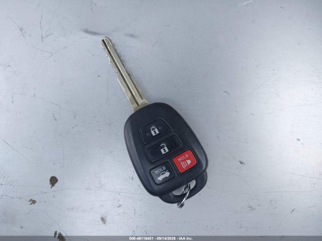 5YFBURHE0GP452046 Toyota COROLLA LE