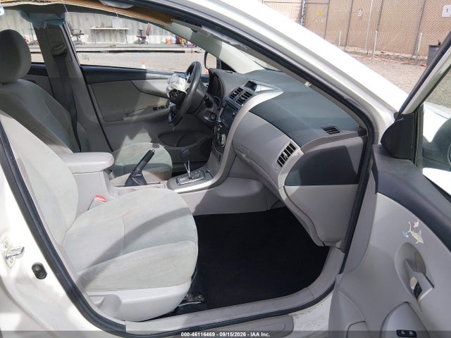 2013 Toyota Corolla Le მანქანა იყიდება აუქციონზე, vin: 5YFBU4EE2DP199461, აუქციონის ნომერი: 46116469