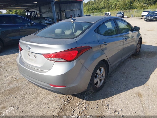 Продажа на аукционе авто 2015 Hyundai Elantra Se, vin: KMHDH4AE0FU225785, номер лота: 46116483