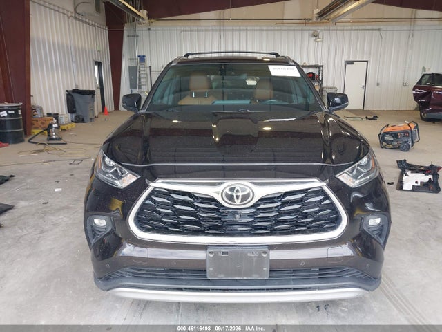 5TDFZRBH7LS020836 Toyota Highlander Platinum