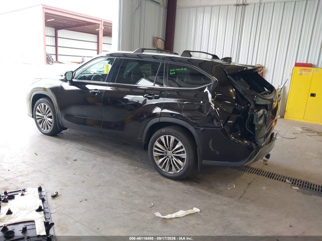 5TDFZRBH7LS020836 Toyota Highlander Platinum