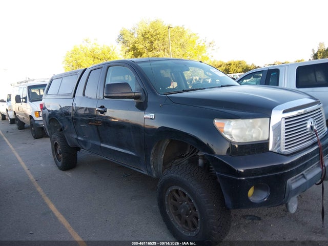 46116529 :رقم المزاد ، 5TFRY5F11BX110000 vin ، 2011 Toyota Tundra Grade 5.7l V8 مزاد بيع
