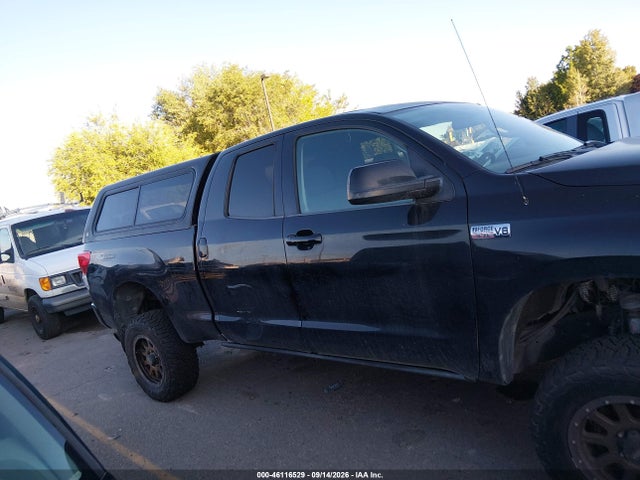 46116529 :رقم المزاد ، 5TFRY5F11BX110000 vin ، 2011 Toyota Tundra Grade 5.7l V8 مزاد بيع