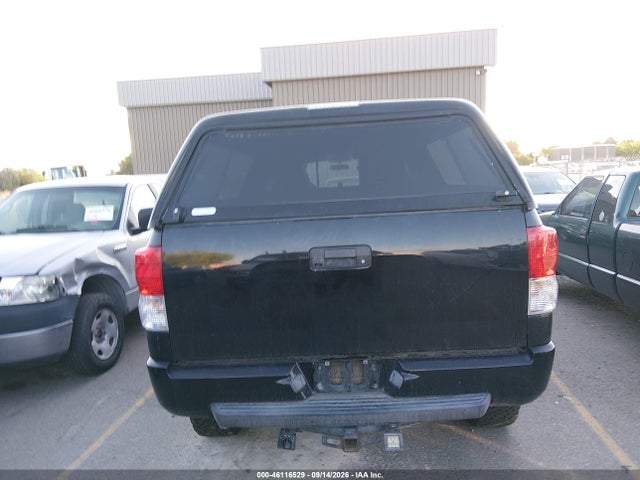 46116529 :رقم المزاد ، 5TFRY5F11BX110000 vin ، 2011 Toyota Tundra Grade 5.7l V8 مزاد بيع
