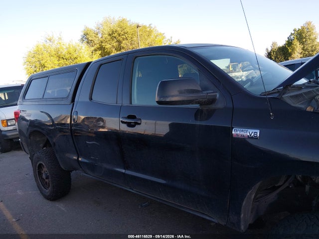 46116529 :رقم المزاد ، 5TFRY5F11BX110000 vin ، 2011 Toyota Tundra Grade 5.7l V8 مزاد بيع