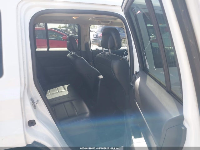 2015 Jeep Patriot High Altitude Edition მანქანა იყიდება აუქციონზე, vin: 1C4NJRFB3FD370439, აუქციონის ნომერი: 46116610