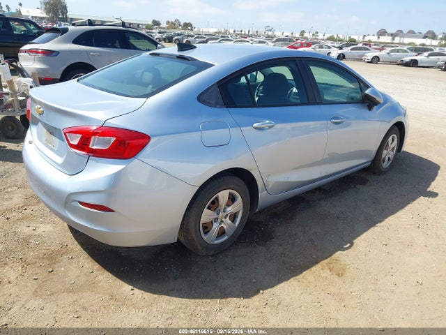 Chevrolet Cruze Ls Auto 2017 1G1BC5SM7H7257178 Image 4