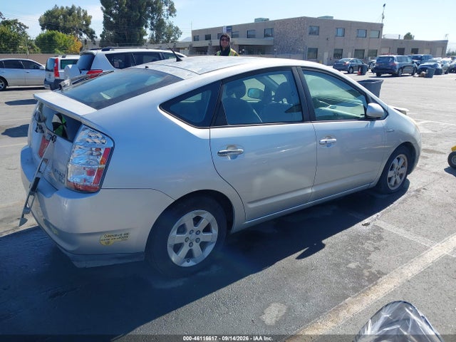 2006 Toyota Prius მანქანა იყიდება აუქციონზე, vin: JTDKB20U467543188, აუქციონის ნომერი: 46116617