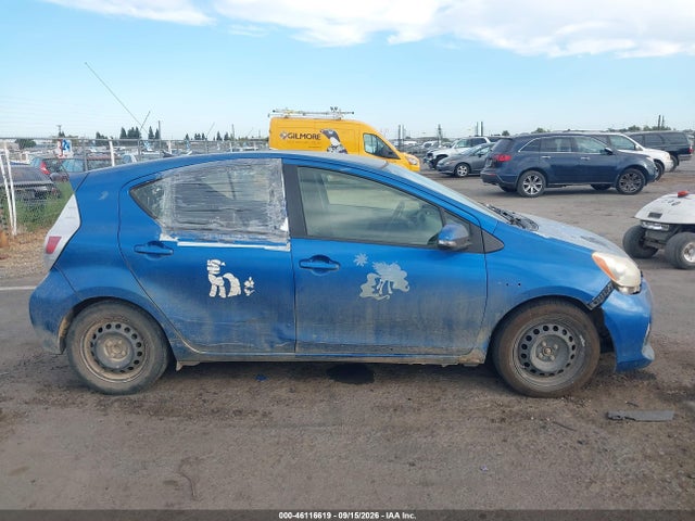 2014 Toyota Prius C One მანქანა იყიდება აუქციონზე, vin: JTDKDTB34E1563172, აუქციონის ნომერი: 46116619