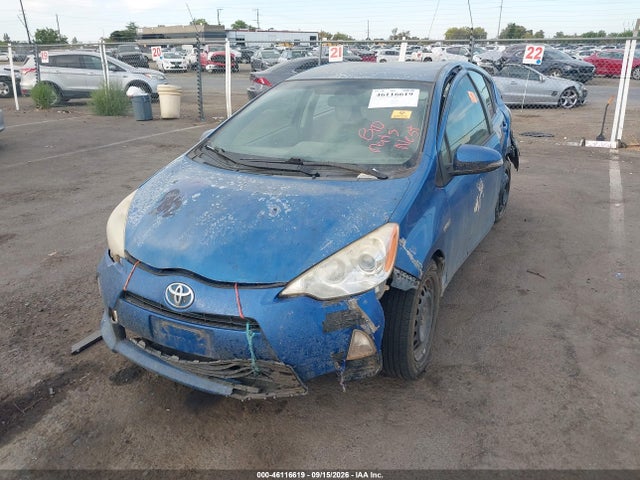 2014 Toyota Prius C One მანქანა იყიდება აუქციონზე, vin: JTDKDTB34E1563172, აუქციონის ნომერი: 46116619