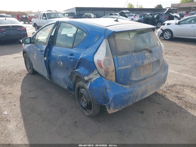 2014 Toyota Prius C One მანქანა იყიდება აუქციონზე, vin: JTDKDTB34E1563172, აუქციონის ნომერი: 46116619
