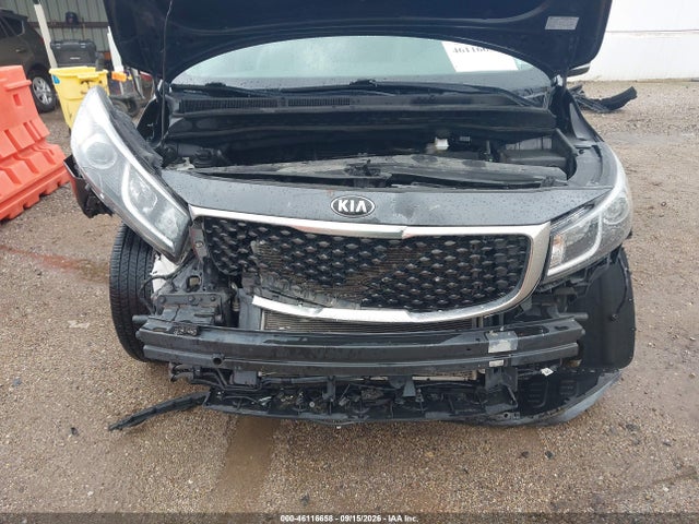 KIA SEDONA LX 2017 KNDMB5C11H6240261 Image 10