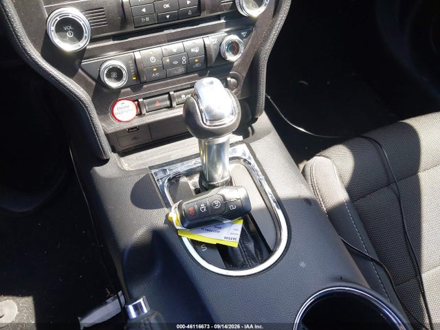 Ford Mustang V6 2017 1FATP8EM8H5307052 Image 11