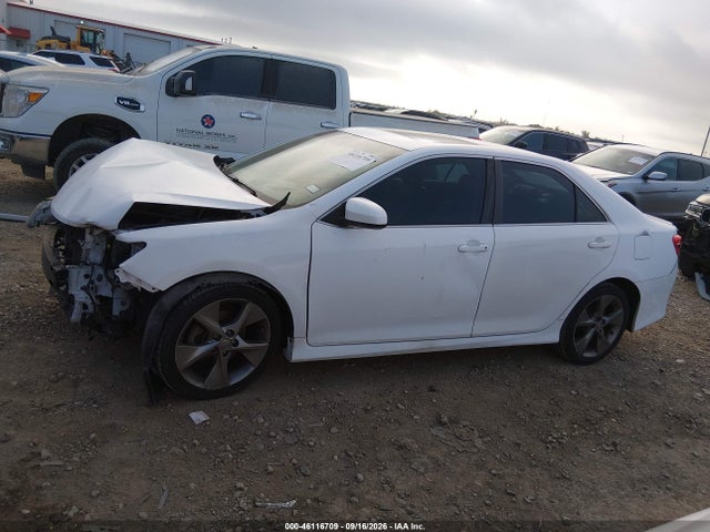 2014 Toyota Camry Se Sport მანქანა იყიდება აუქციონზე, vin: 4T1BF1FK0EU738088, აუქციონის ნომერი: 46116709