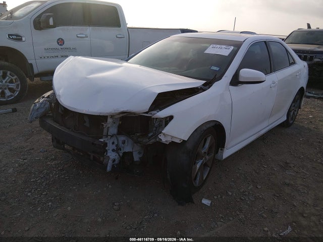 2014 Toyota Camry Se Sport მანქანა იყიდება აუქციონზე, vin: 4T1BF1FK0EU738088, აუქციონის ნომერი: 46116709