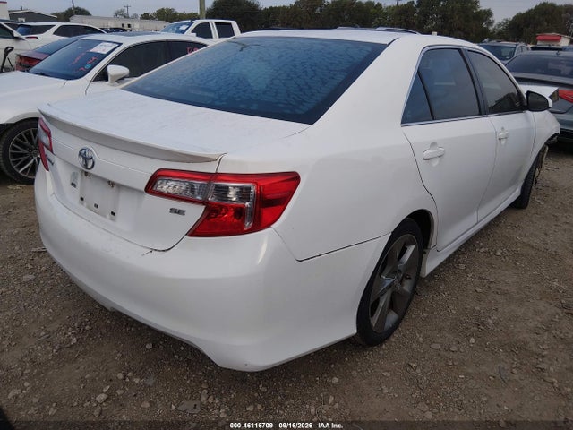 2014 Toyota Camry Se Sport მანქანა იყიდება აუქციონზე, vin: 4T1BF1FK0EU738088, აუქციონის ნომერი: 46116709