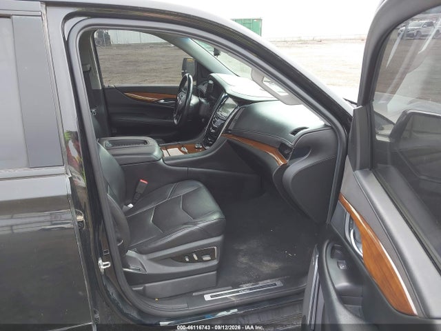 46116743 :رقم المزاد ، 1GYS4JKJ4JR346553 vin ، 2018 Cadillac Escalade Esv Premium Luxury مزاد بيع