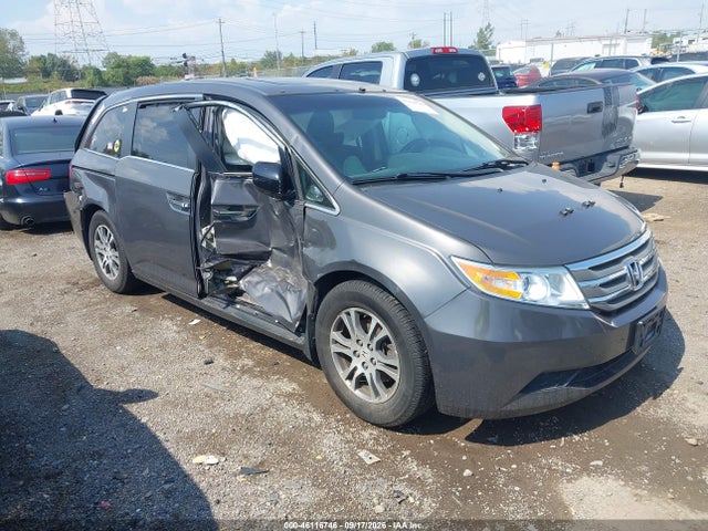 46116746 :رقم المزاد ، 5FNRL5H64DB007884 vin ، 2013 Honda Odyssey Ex-l مزاد بيع