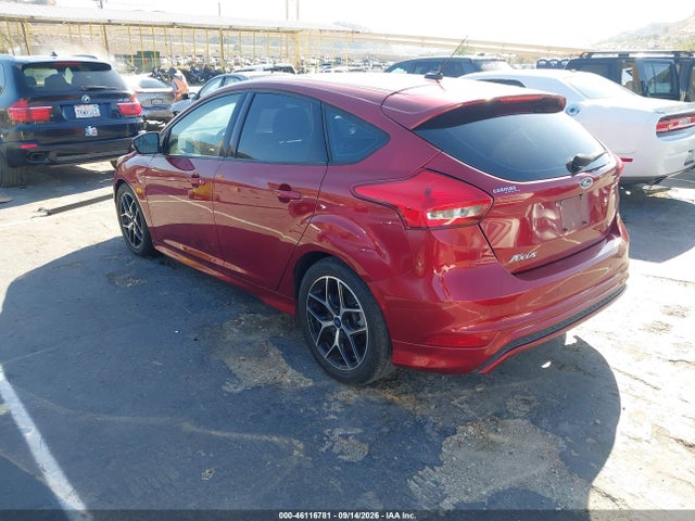 1FADP3K28GL254289 Ford FOCUS SE