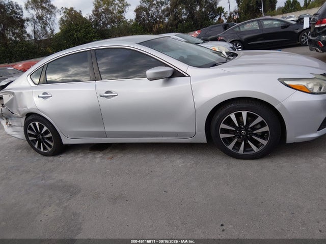 Nissan Altima 2.5 Sv 2018 1N4AL3AP1JC126933 Image 14