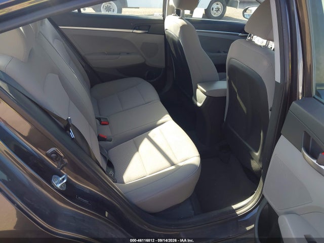 46116812 :رقم المزاد ، 5NPD74LF6LH602512 vin ، 2020 Hyundai Elantra Se مزاد بيع