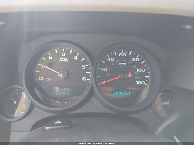 2011 Chevrolet Silverado 1500 Ls მანქანა იყიდება აუქციონზე, vin: 1GCRCREAXBZ251112, აუქციონის ნომერი: 46116847