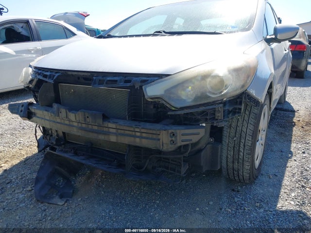 46116850 :رقم المزاد ، KNAFK4A61E5207275 vin ، 2014 Kia Forte Lx مزاد بيع