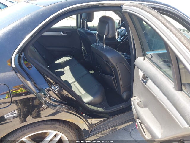WDDGF4HB4EA945910 Mercedes-Benz C 250 Sport