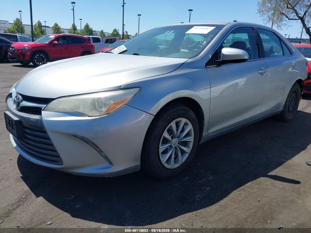 Toyota CAMRY LE 2017 4T1BF1FK9HU285965 Image 2