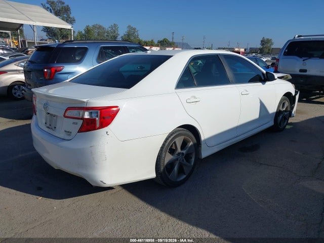 2014 Toyota Camry Se Sport მანქანა იყიდება აუქციონზე, vin: 4T1BF1FK9EU334058, აუქციონის ნომერი: 46116958