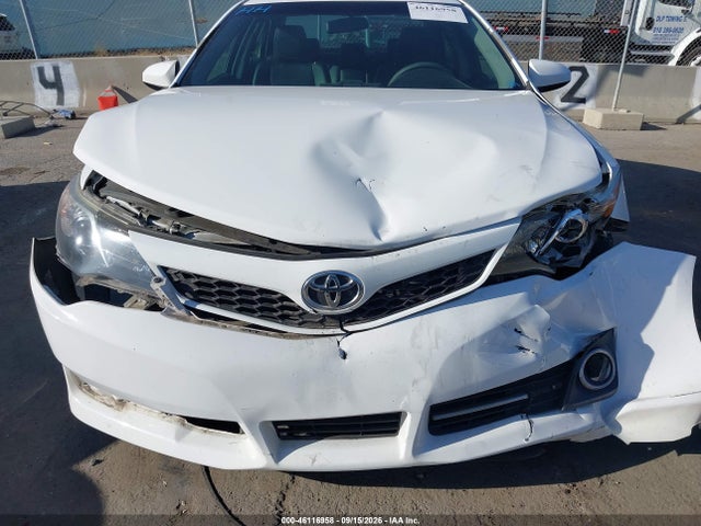 2014 Toyota Camry Se Sport მანქანა იყიდება აუქციონზე, vin: 4T1BF1FK9EU334058, აუქციონის ნომერი: 46116958