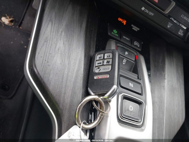 JHMZC5F34MC000275 Honda Clarity Plug-in Hybrid Touring