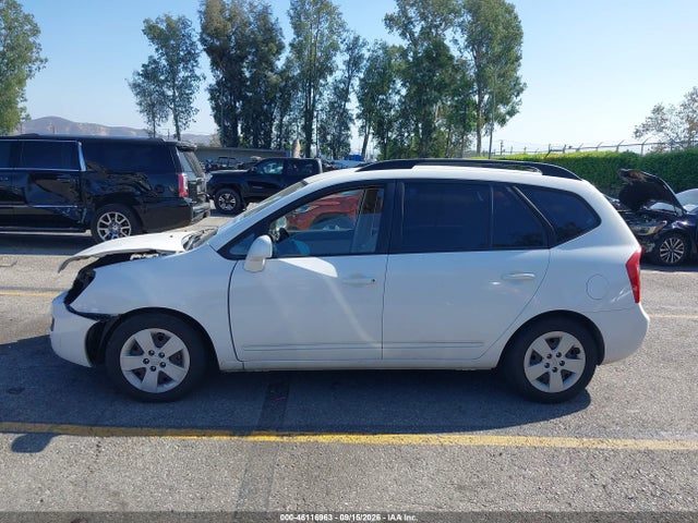 2009 Kia Rondo Lx მანქანა იყიდება აუქციონზე, vin: KNAFG529297279046, აუქციონის ნომერი: 46116963