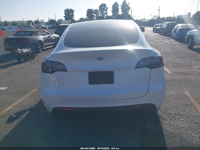Продаж на аукціоні авто 2024 Tesla Model Y Long Range Dual Motor All-wheel Drive, vin: 7SAYGDEE2RF152048, номер лоту: 46116966