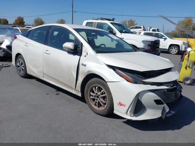2018 Toyota Prius Prime Plus მანქანა იყიდება აუქციონზე, vin: JTDKARFP6J3076725, აუქციონის ნომერი: 46116967