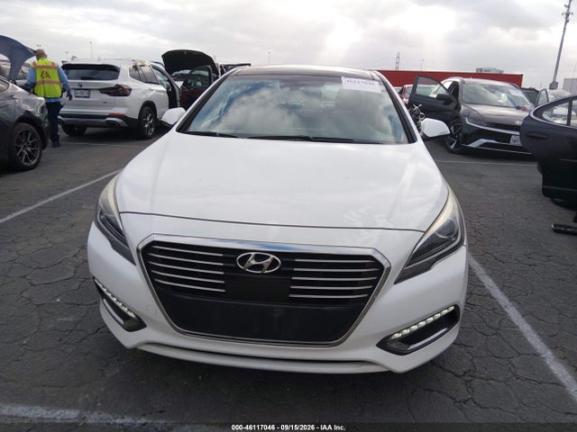 Продажа на аукционе авто 2016 Hyundai Sonata Hybrid Limited, vin: KMHE34L11GA030701, номер лота: 46117046