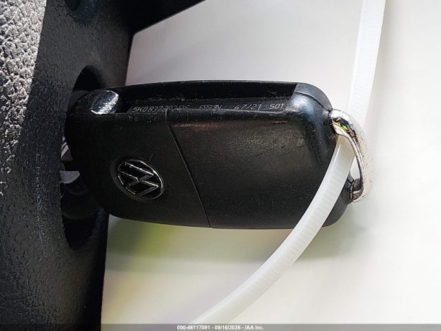 2018 Volkswagen Beetle 2.0t Coast/2.0t S/2.0t Se მანქანა იყიდება აუქციონზე, vin: 3VW5DAATXJM516130, აუქციონის ნომერი: 46117091