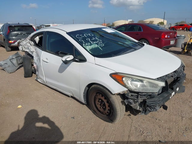 Продажа на аукционе авто 2015 Kia Forte Lx, vin: KNAFX4A64F5386561, номер лота: 46117093