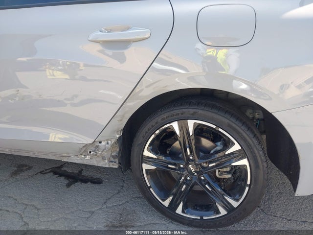 2024 Kia K5 Gt-line მანქანა იყიდება აუქციონზე, vin: 5XXG64J20RG247051, აუქციონის ნომერი: 46117111
