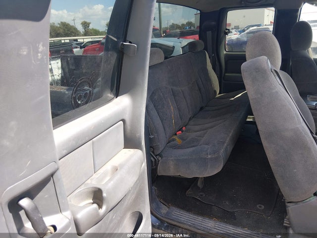 2002 Chevrolet Silverado 2500hd Ls მანქანა იყიდება აუქციონზე, vin: 1GCHC29U02E300316, აუქციონის ნომერი: 46117116