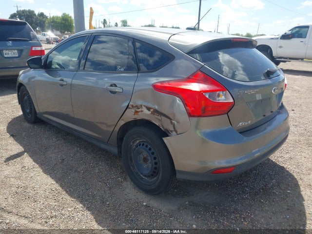 2014 Ford Focus Se მანქანა იყიდება აუქციონზე, vin: 1FADP3K24EL400541, აუქციონის ნომერი: 46117125