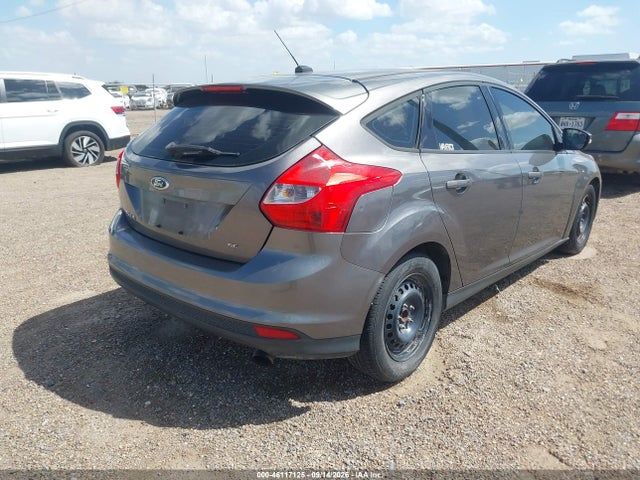 2014 Ford Focus Se მანქანა იყიდება აუქციონზე, vin: 1FADP3K24EL400541, აუქციონის ნომერი: 46117125
