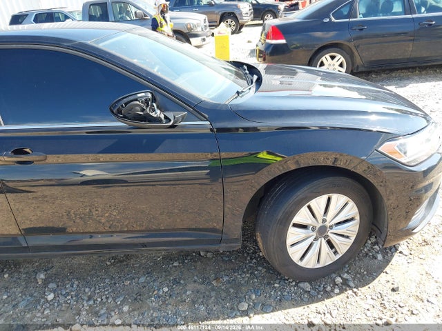 2019 Volkswagen Jetta 1.4t R-line/1.4t S/1.4t Se მანქანა იყიდება აუქციონზე, vin: 3VWC57BU8KM235945, აუქციონის ნომერი: 46117134