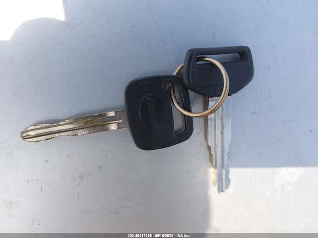 46117195 :رقم المزاد ، 4T1SK12E1RU386950 vin ، 1994 Toyota Camry Le مزاد بيع