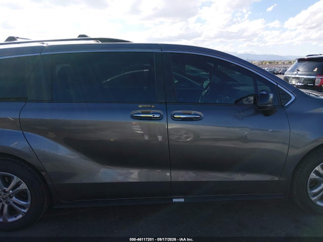 Продажа на аукционе авто 2022 Toyota Sienna Xse, vin: 5TDXSKFC4NS045470, номер лота: 46117201