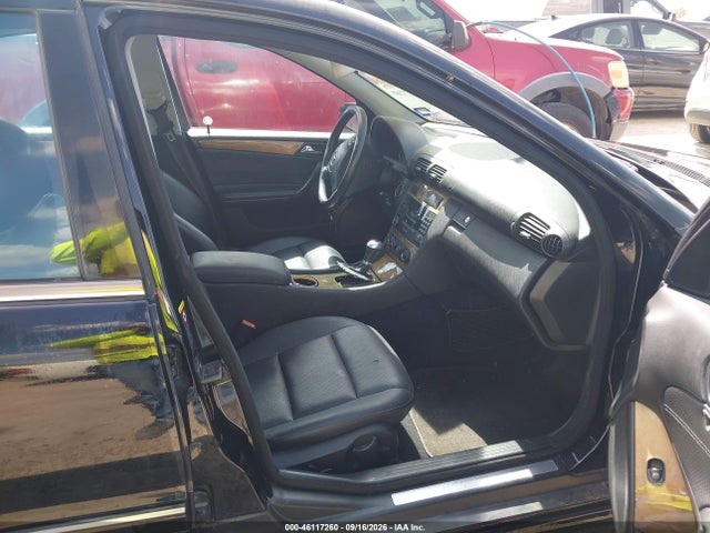 46117260 :رقم المزاد ، WDBRF52H97F921208 vin ، 2007 Mercedes-benz C 230 Sport مزاد بيع