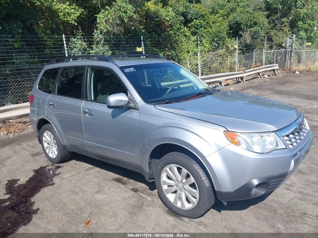 46117275 :رقم المزاد ، JF2SHADC9DH445227 vin ، 2013 Subaru Forester 2.5x Premium مزاد بيع