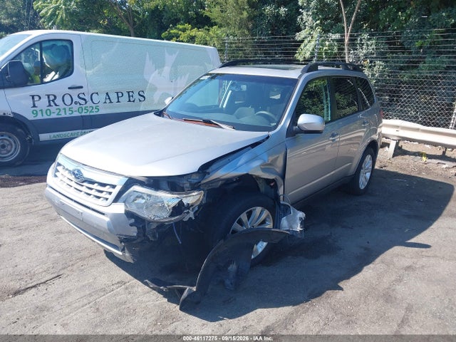 46117275 :رقم المزاد ، JF2SHADC9DH445227 vin ، 2013 Subaru Forester 2.5x Premium مزاد بيع