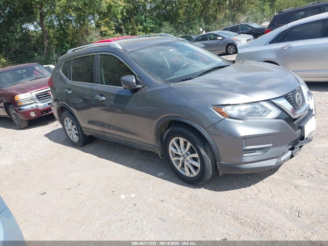 46117333 :رقم المزاد ، 5N1AT2MTXJC701961 vin ، 2018 Nissan Rogue Sv مزاد بيع