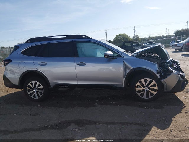 46117349 :رقم المزاد ، 4S4BTACC4N3142414 vin ، 2022 Subaru Outback Premium مزاد بيع